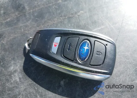 2023 Subaru Forester Premium z USA, uszkodzony, nr VIN JF2SKAEC1PH471535